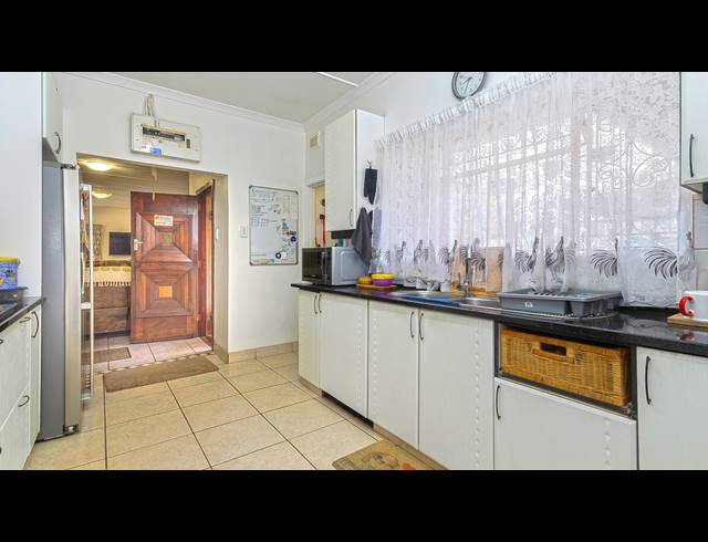 5 BEDROOM HOUSE FOR SALE IN GILLITTS
